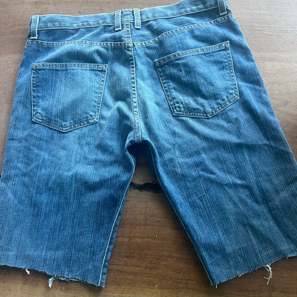 Perfect denim cut-offs - Picture 7 of 8